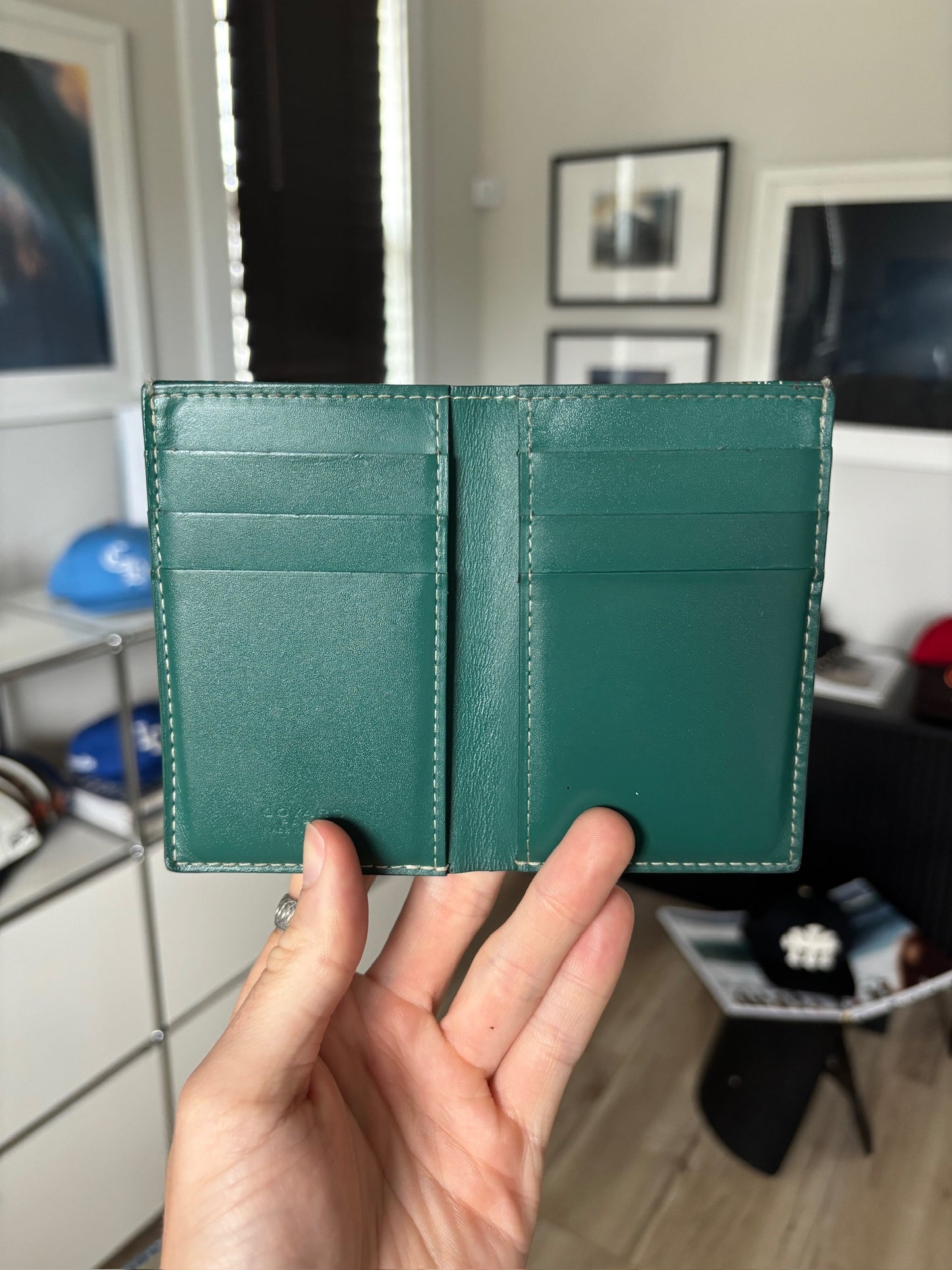 Saint Pierre Wallet
