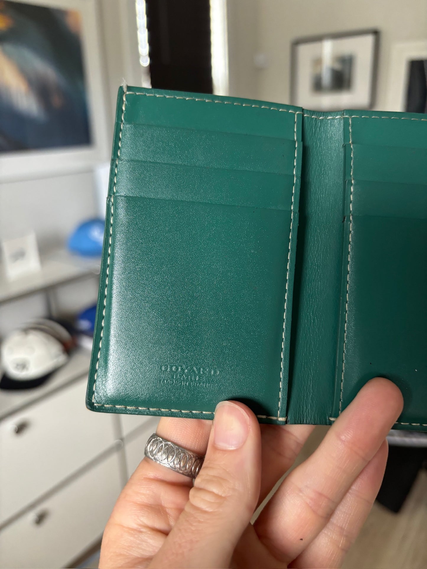 Saint Pierre Wallet