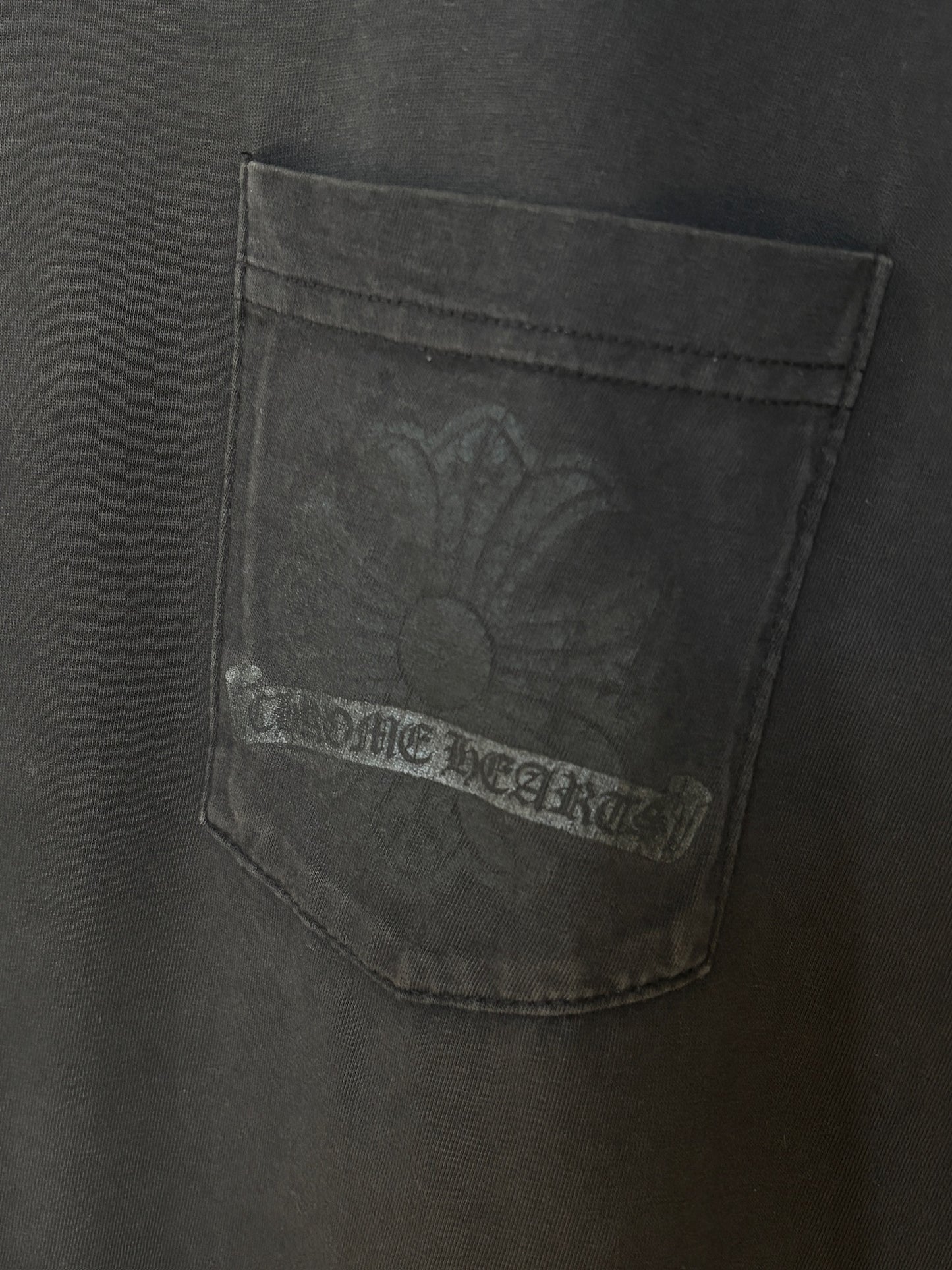 Sun Faded Thin Horseshoe Tee