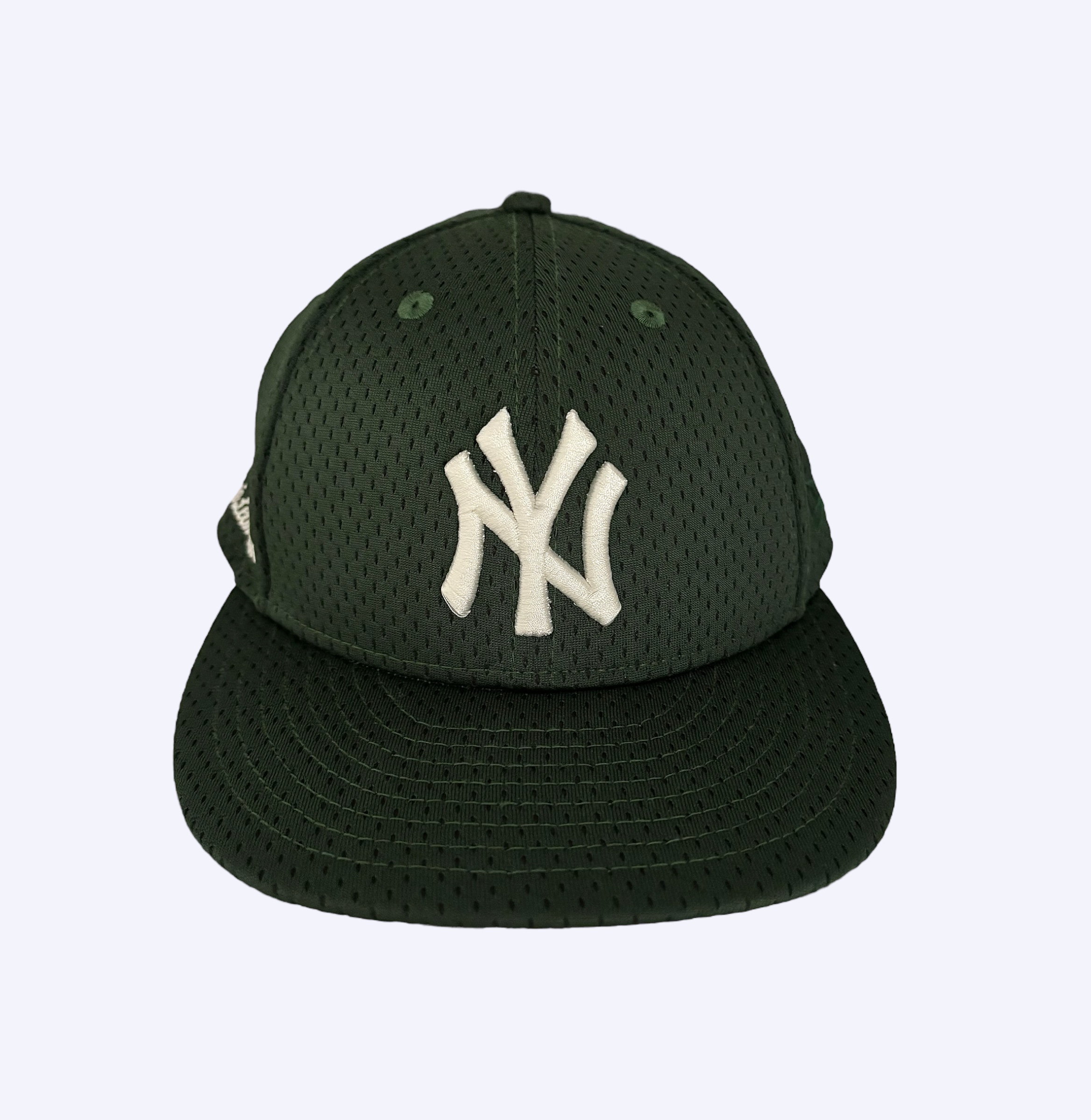 Aime NY Yankee's Fitted Cap in Green Mesh front