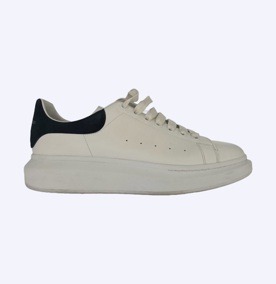 Alexander McQueen Sneakers Left