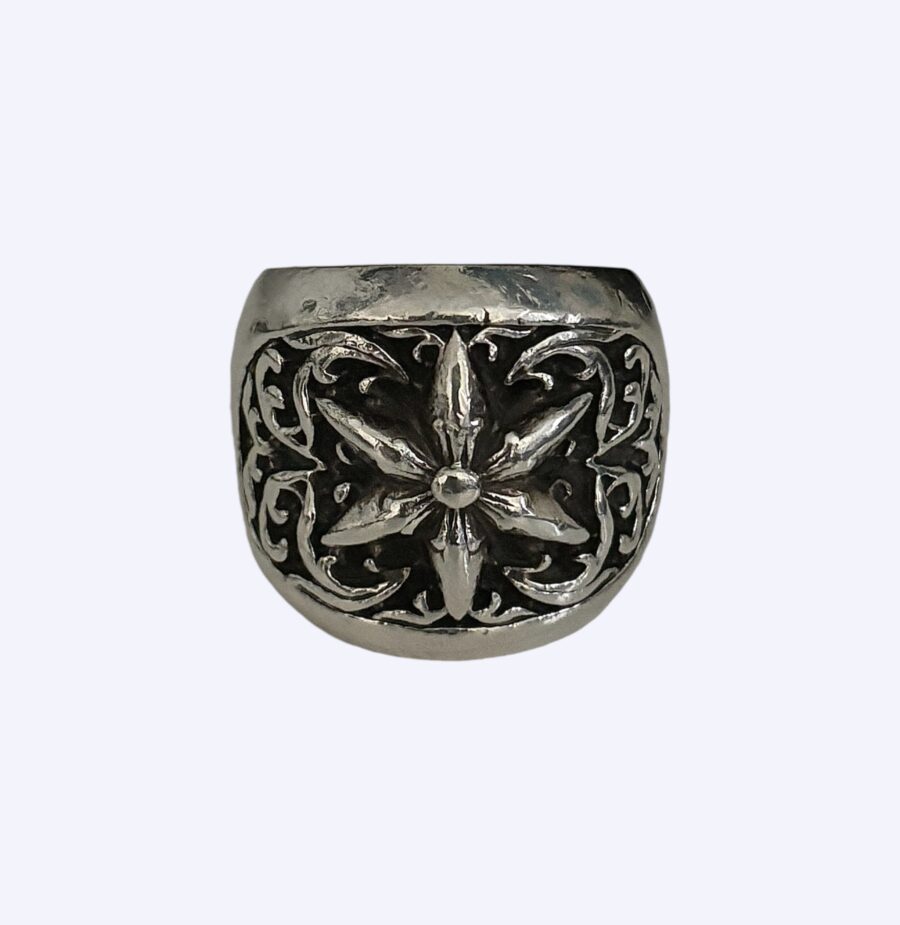 Chrome Hearts Oval Star Ring